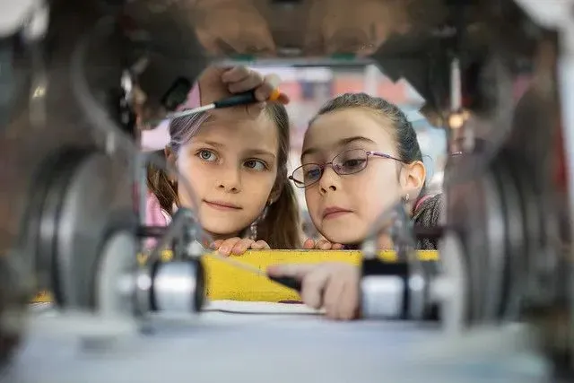Children Engineers