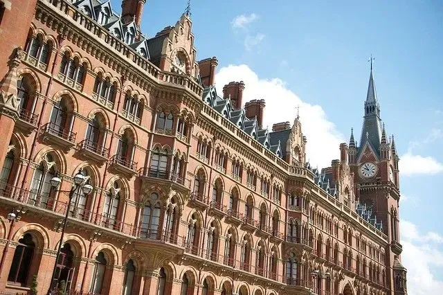 St Pancras station was the backdrop for a Harry Potter flying Ford Anglia scene