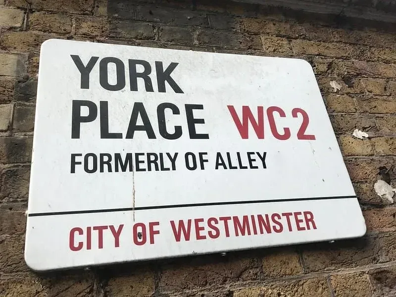 Road sign for York Place, formerly Of Alley.