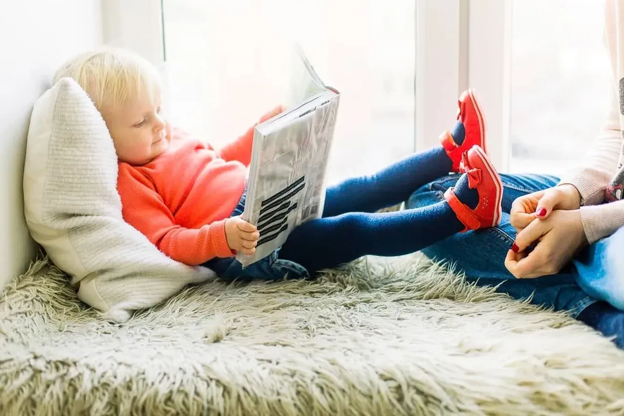 Reading out loud to children helps to encourage their own reading enthusiasm and ability.