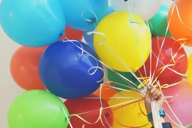 Balloons, cake, and party games are essential ingredients for a great kids' party!