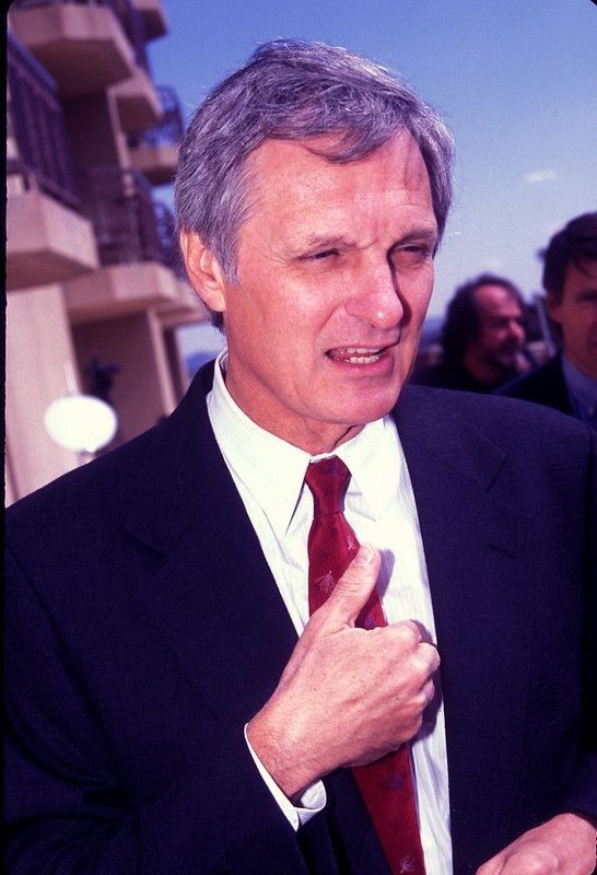 Actor Alan Alda from the tv series MASH