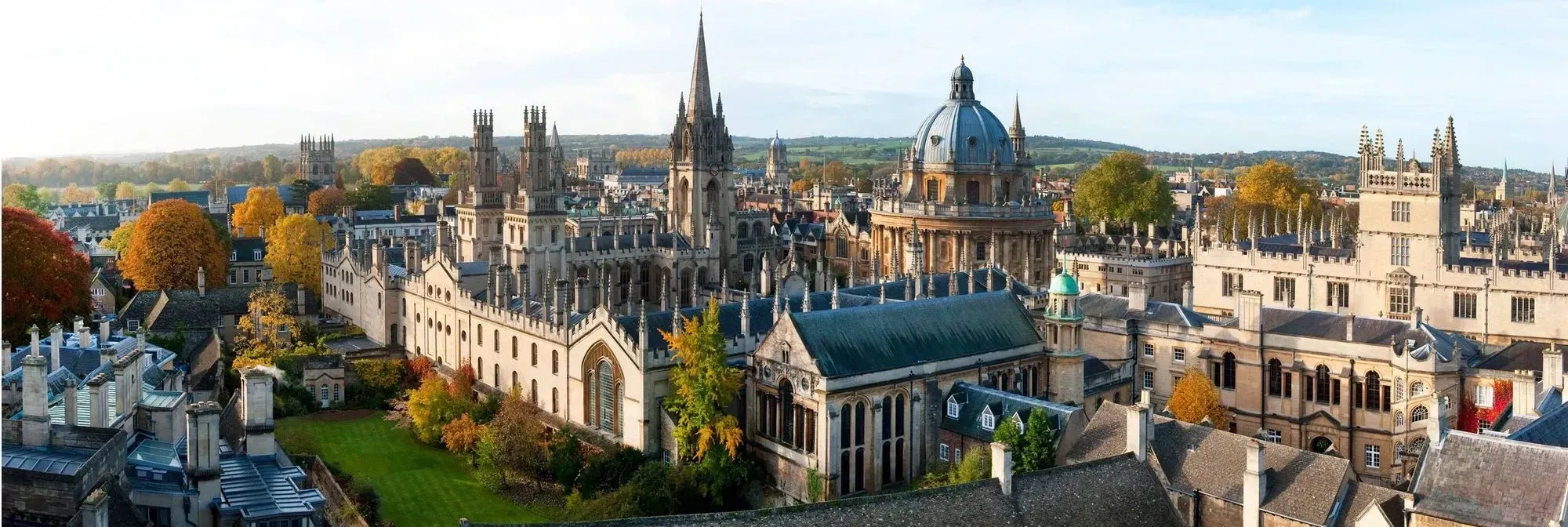 This is a two-hour walking tour of Oxford to explore the beauty and history of the city. Buy Oxford walking tour tickets. 