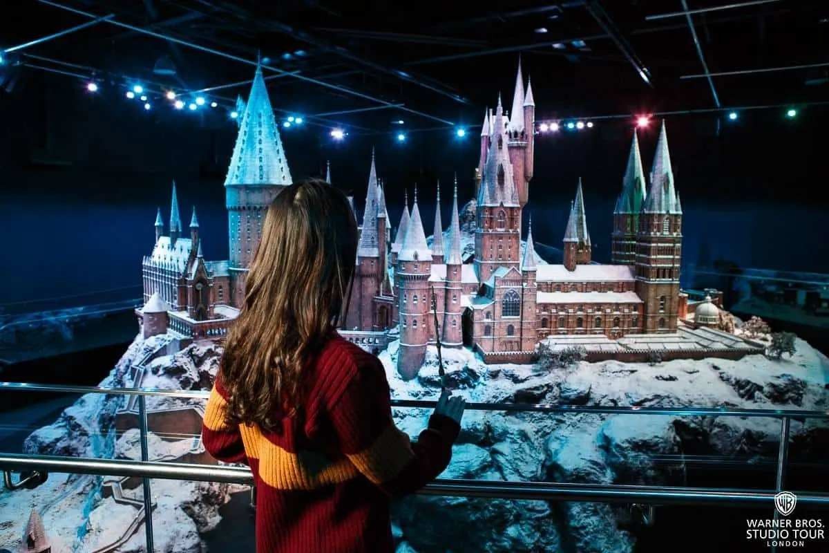 informative displays about the harry potter studio