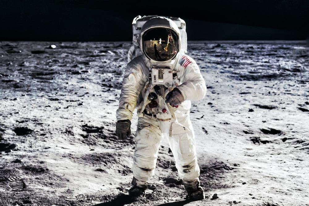 Astronaut on lunar moon landing mission