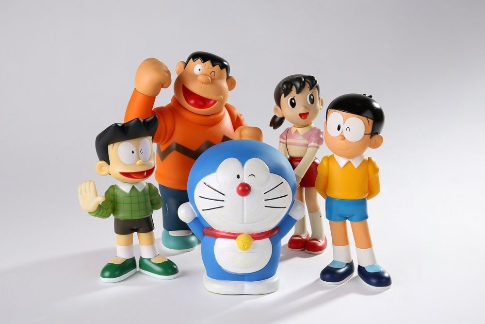 Soft focus on Cartoon model (Doraemon and friends) on white background
