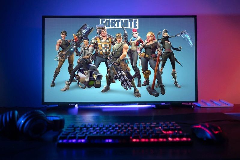 Fortnite game on the laptop