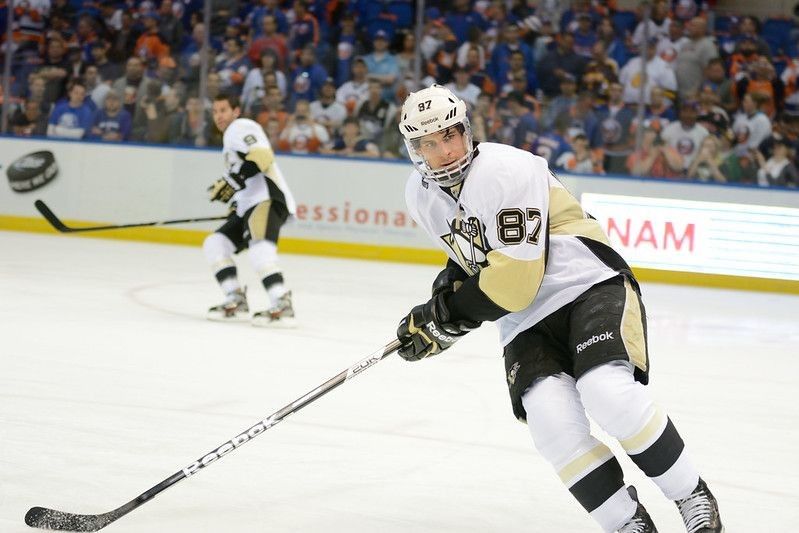 Sidney Crosby of the Pittsburgh Penguins playing NHL game