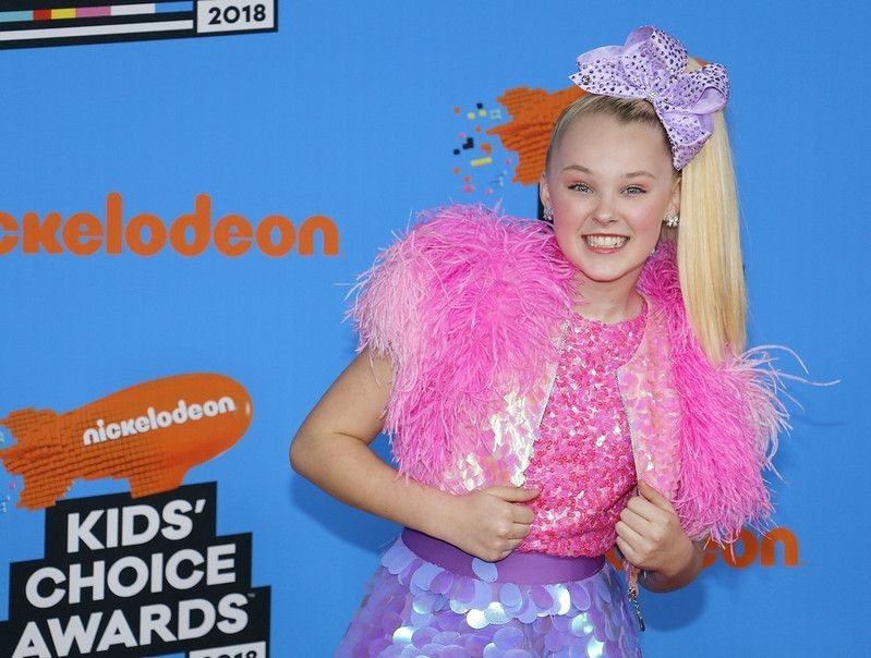JoJo Siwa at Nickelodeon Kids' Choice Awards
