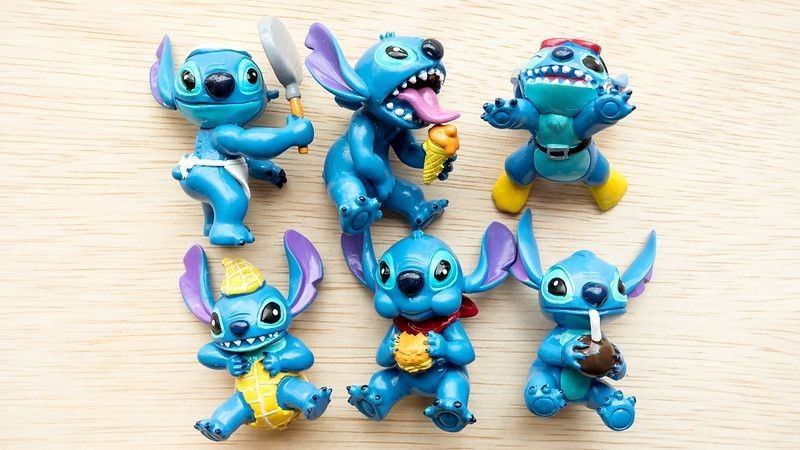 Stitch plastic toy figures